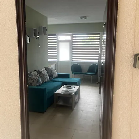 Bella شقة